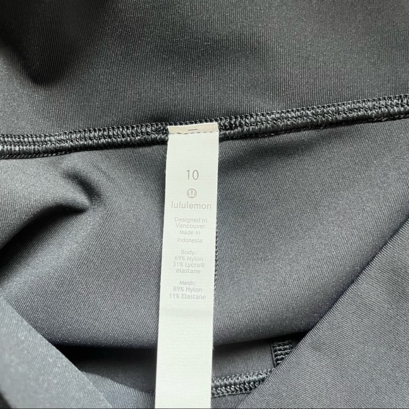 Lululemon Wunder Under High-Rise Tight* Flocked 28"
Black - Picture 16 of 16